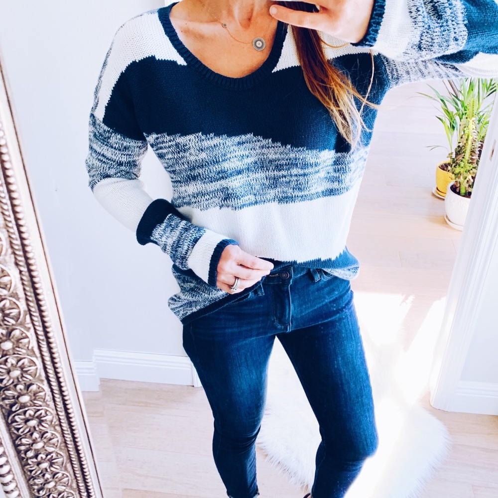 Asymmetrical Striped Marled Knit Sweater - Picture 5 of 6